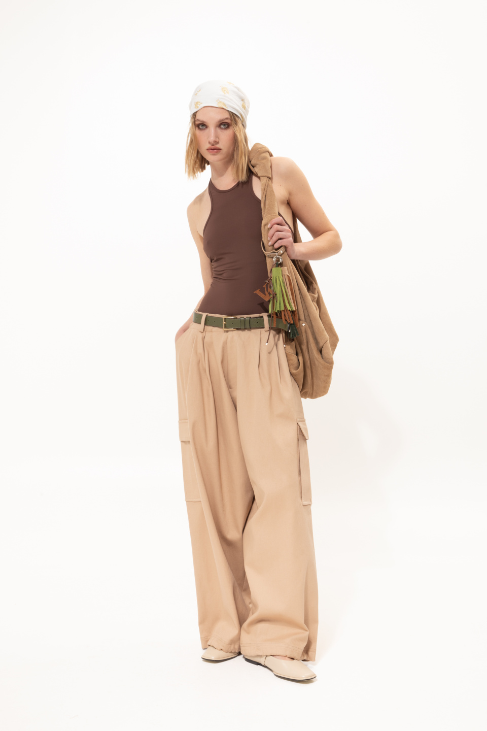 Beige cargo trousers | GARCIA
